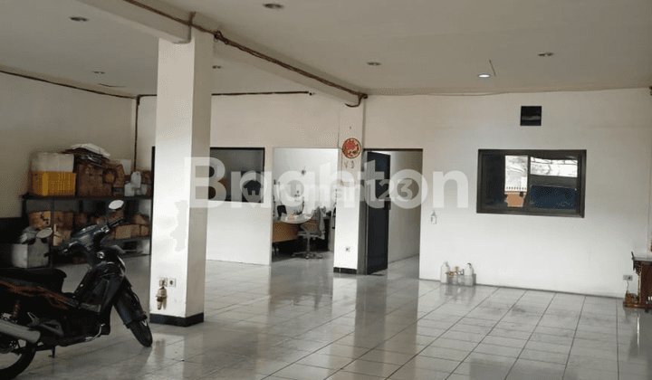 SIAP HUNI - RUMAH USAHA FULL FURNISHED RAYA KENJERAN COCOK UNTUK TOKO, RESTO, KANTOR, GUDANG DAN USAHA LAIN 2