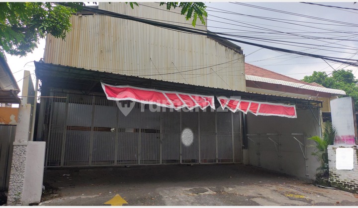 Warehouse, former workshop/car wash area, Bratang Ngagel Barata Jaya.