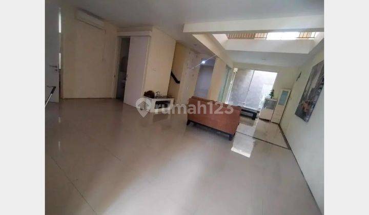 Royal Residence cluster Harewood - rumah minimalis furnished dekat UNESA Sekolah Ciputra 2