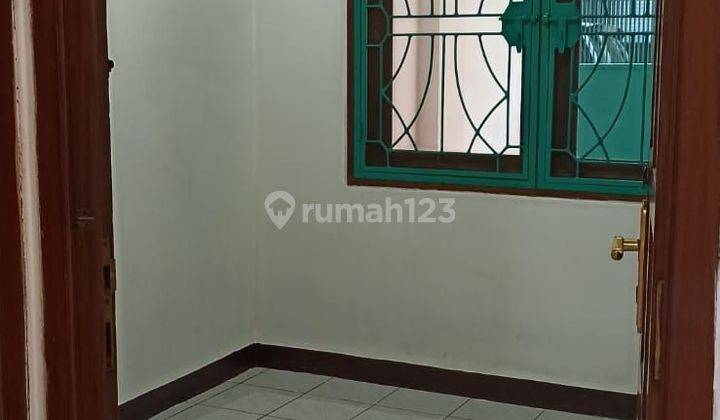 Dijual Rumah Grogol Jalan Hemat Dekat Dengan Mall Dan Kampus Jakarta Barat 2