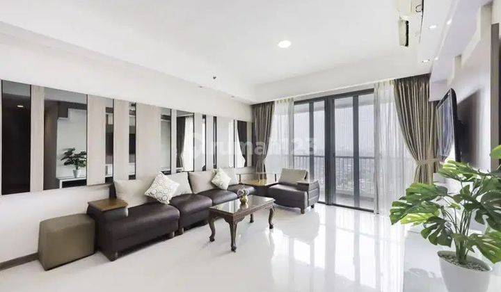 Dijual Apartemen Semi Furnish St. Moritz - Royal Suite 1