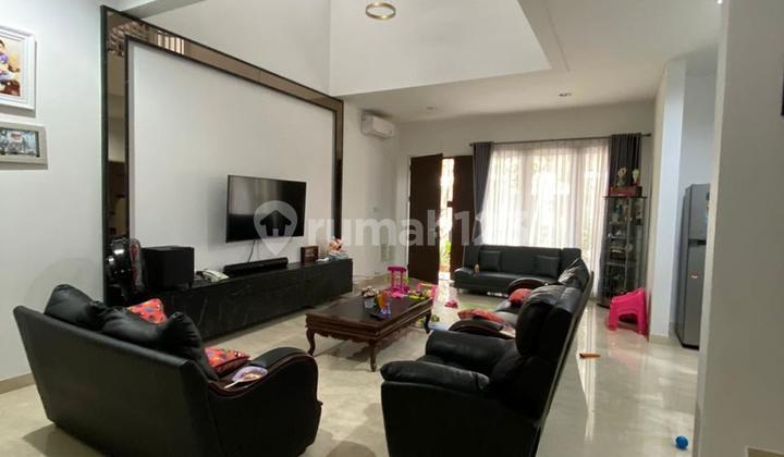 Disewakan Rumah 2 LT Sudah Renov Furnish Siap Huni The Riviera Metland Puri 2