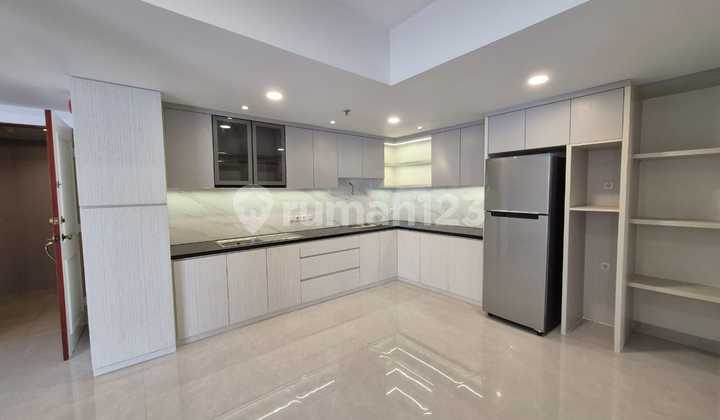 Dijual Apartemen Condo 3 Br Semi Furnish Taman Anggrek Jakarta
