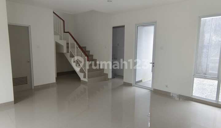For Rent 2-Story House 3 Bedrooms in Nara Village Gading Serpong 2