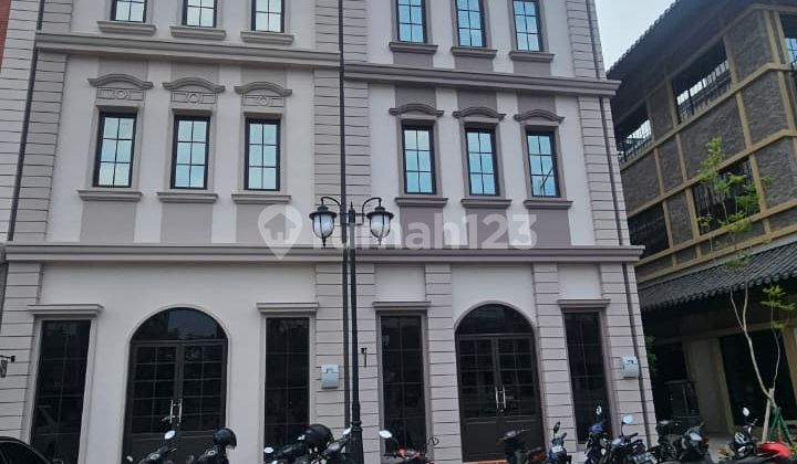 Disewakan Ruko 3 Lt Osaka Pantai Indah Kapuk 2