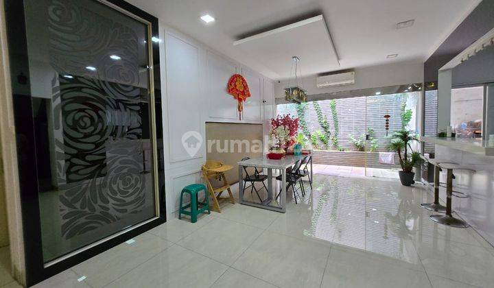 Dijual Rumah Semi Furnish Green Lake City 2