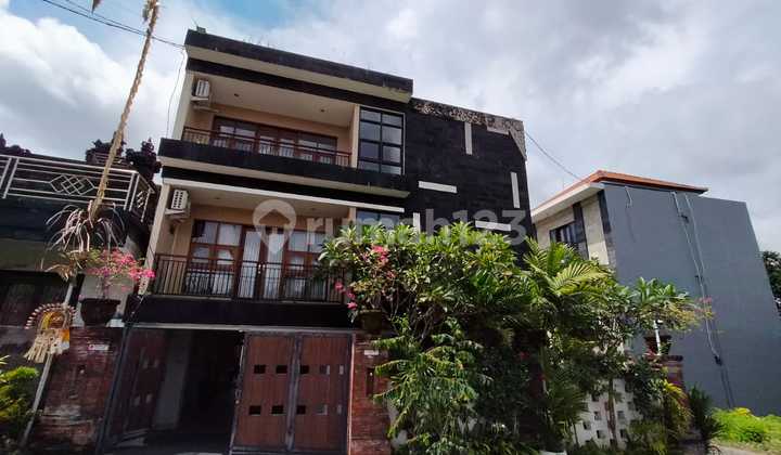 Dijual 2 Gedung Wisma Terdiri Dr 27Kt Mengwi Badung Balu