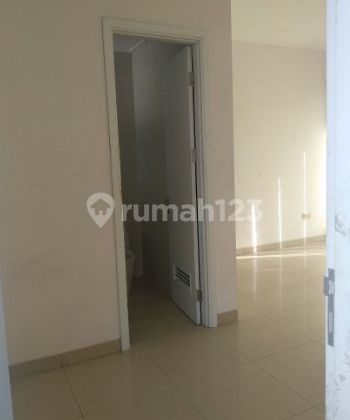 Disewakan Rumah 2 Lt Boulevard Australia Green Lake City 2