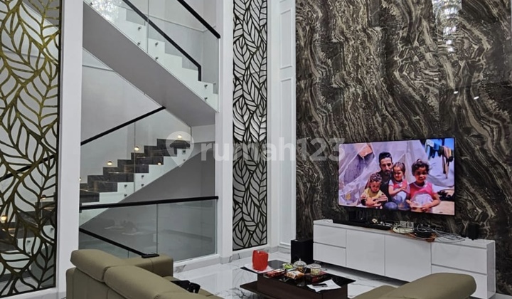 Dijual Rumah 3 Lt Brand New Scarlet The Spring Gading Serpong 2