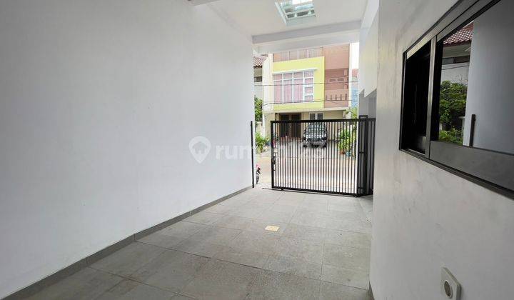 Dijual Rumah 4 Lantai Di Taman Surya 3 2