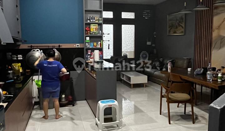 Dijual Rumah 3 ½ Lt Angke Indah Jakarta 2