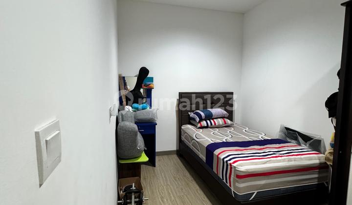 For Sale: Riviera House at Puri Metland Puri