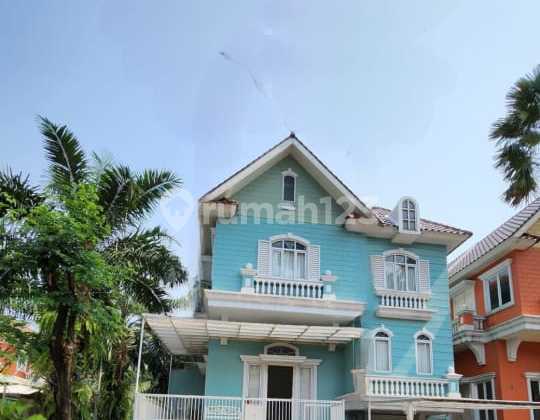 Dijual Rumah Hoek 2 ½ Lt Cluster Omaha Gading Serpong