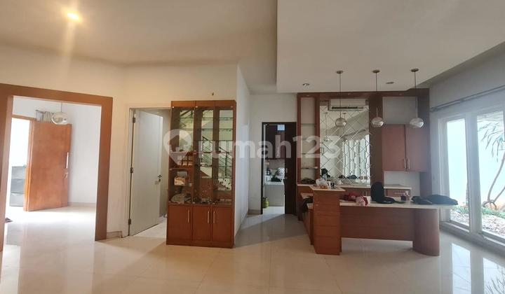 For Sale 2-Story Semi-Furnished Onyx House in Alam Sutera 1