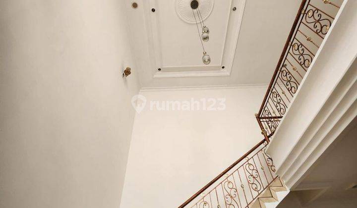 Dijual Rumah Siap Huni Semi Furnish Taman Surya 2 Jakarta 2