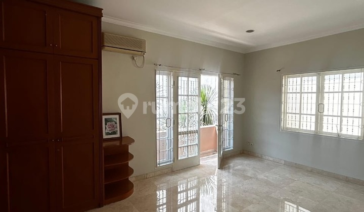 Rumah Bagus Semi Furnished Ancol, Jakarta Utara 2