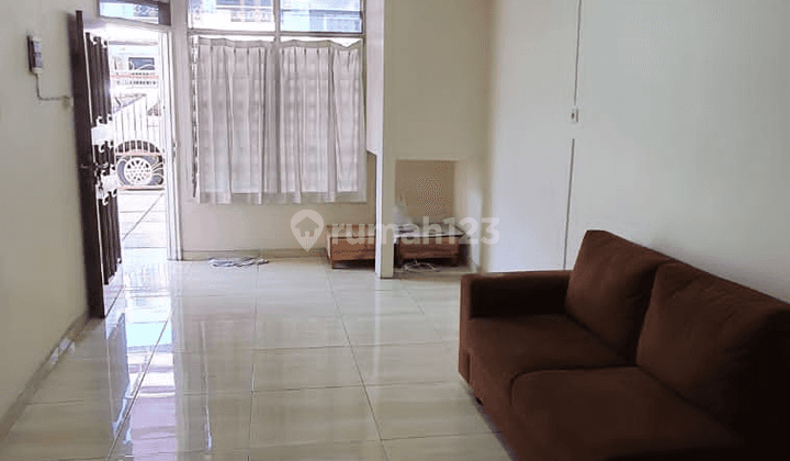 Rumah Bagus Kelapa Puan 2 Lantai Semi Furnished, SHM 1