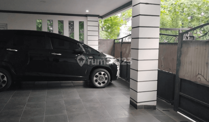 Rumah Modern Kelapa Puan Timur 2 Lantai Semi Furnished, SHM 2