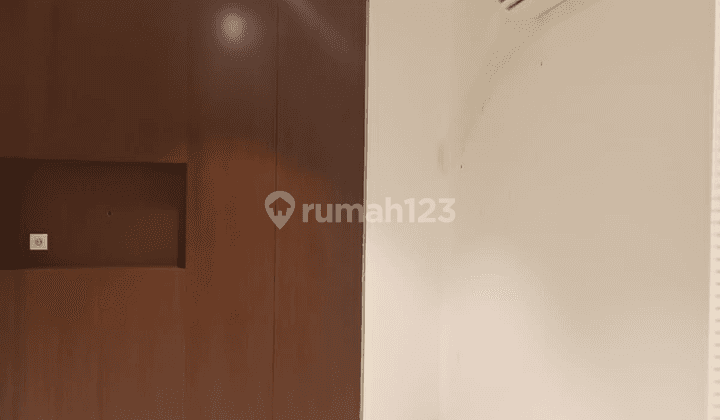 Ruko 3 Lantai Kelapa Gading, HGB Unfurnished 2