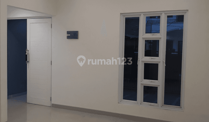 Rumah Baru Minimalis 3 Lantai, Unfurnished Kelapa Gading SHM 2