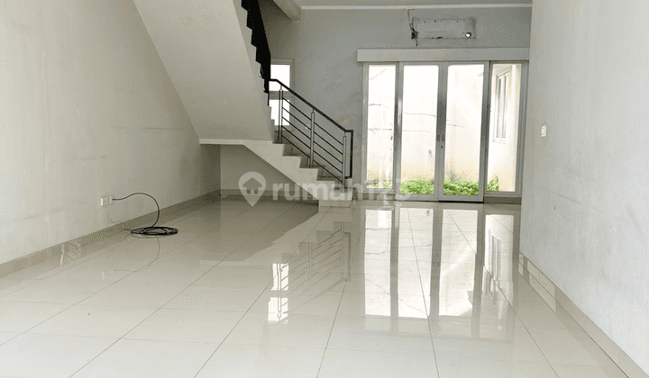 Rumah Bagus 2 Lantai, Unfurnished SHM Kelapa Gading 2