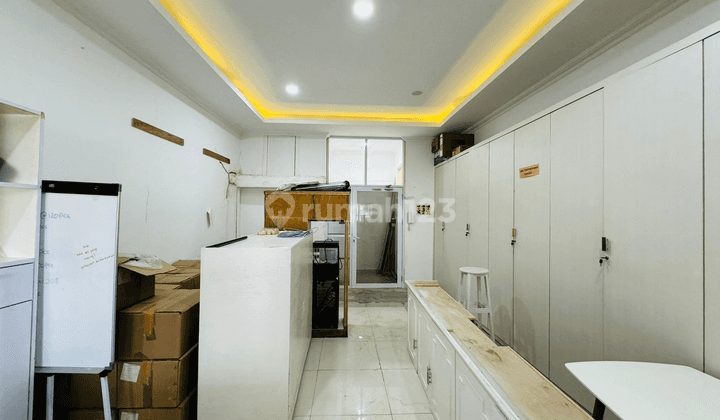 Ruko Bagus 4 Lantai Furnished, Tebet, Jakarta Selatan 2