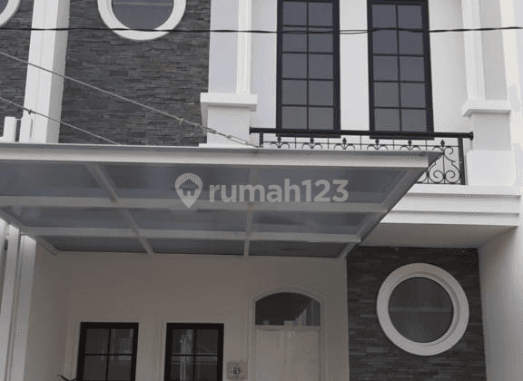 Rumah 2 Lantai Semi Furnished Cikarang, Jababeka Sport City 1