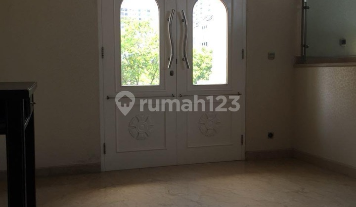 Rumah Bagus The Villas Semi Furnished SHM Kelapa Gading Rumah Bagus The Villas Semi Furnished SHM Kelapa Gading