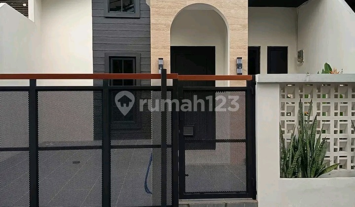 Dijual Rumah Scandinavian Citra Indah City 