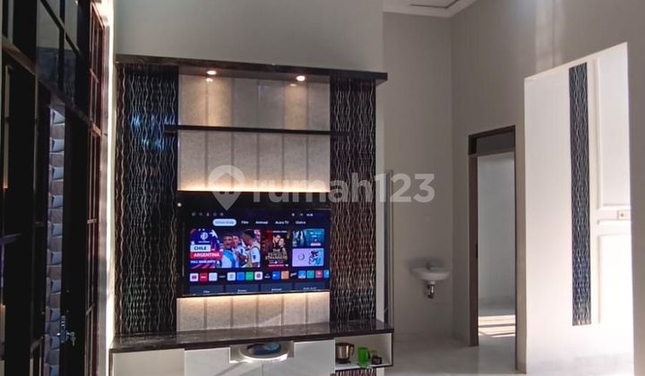 Di jual rumah istimewa boulevard citra indah city