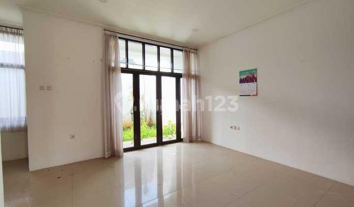 Rumah 2 Lantai Nyaman Siap Huni Wilayah Geger Kalong 2