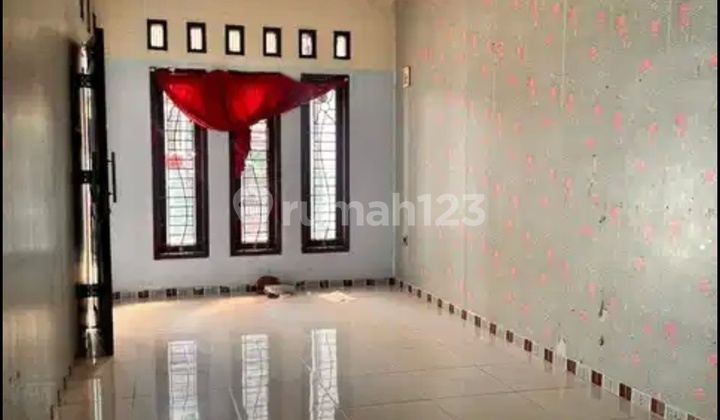 Rumah 2 Lantai Siap Huni Wilayah Nyaman di Sarijadi 2