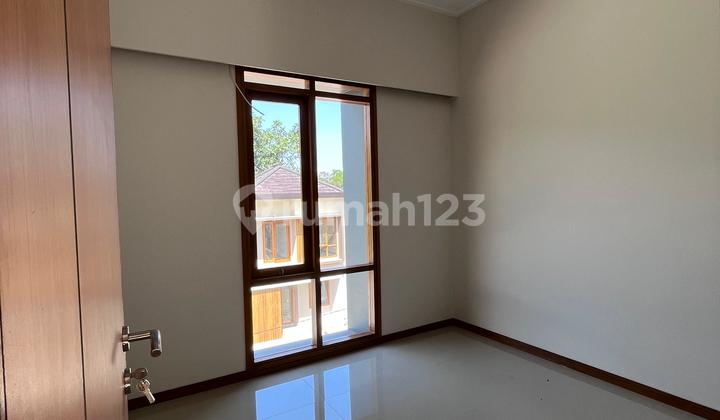 Minimalist Cool Air House Ready to Occupy in Awiligar 2