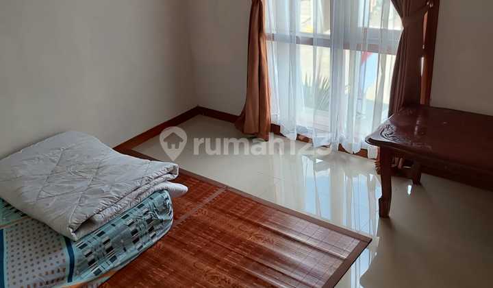Rumah Nyaman Furnished Wilayah Perumahan di Awiligar 2
