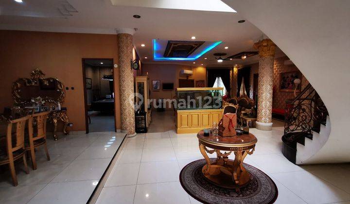 Rumah Paling Strategis di Jakarta, Gratis Lift Untuk  Rumahnya 3
