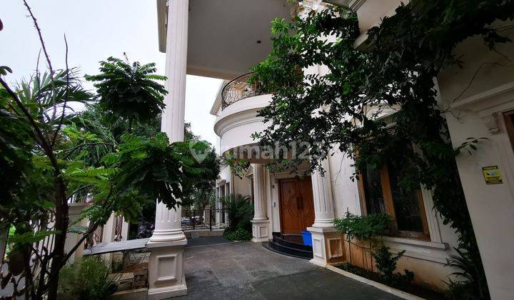 Rumah Paling Strategis di Jakarta, Gratis Lift Untuk  Rumahnya 16