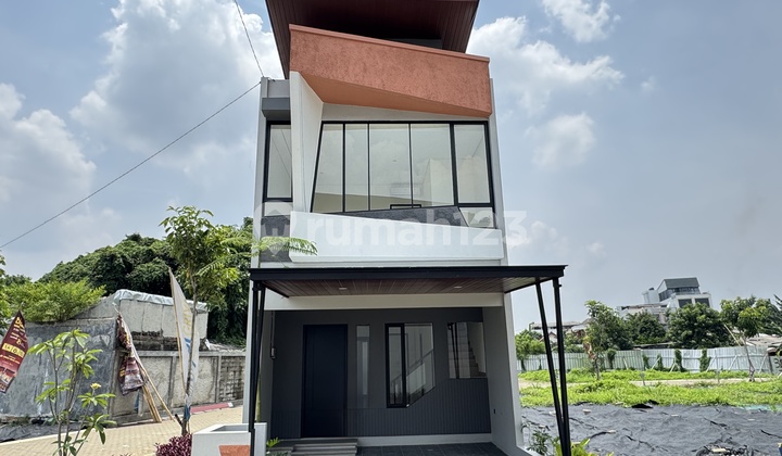 Rumah Dijual Di Pondok Cabe Pinggir Jalan Utama Dekat Pintu Tol 