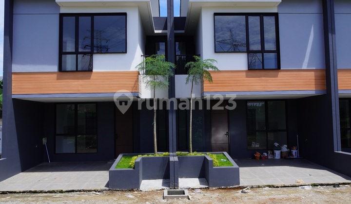 Rumah 2 Lantai di Bojong Sari Bangunan Bata Merah DP 0% Strategis 2