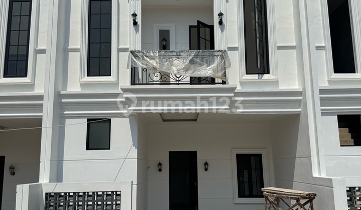 Rumah Cluster di Jagakarsa Akses 2 Mobil Pinggir Jalan Utama