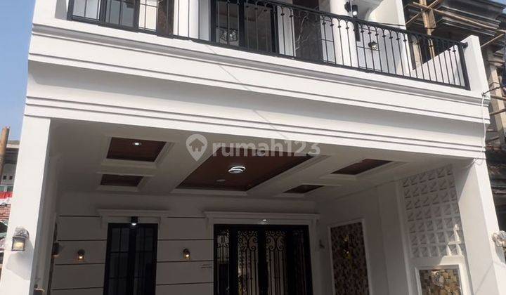 Rumah Classic Dalam Claster Di Jagakarsa Akses Jalan 2 Mobil  2