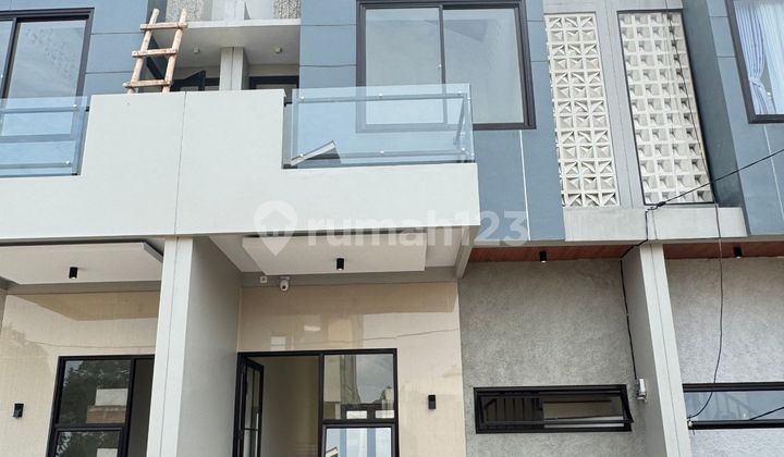 Rumah Pondok Cabe Siap Huni 2 Lantai Dekat ke Pintu Tol dan Mall 2