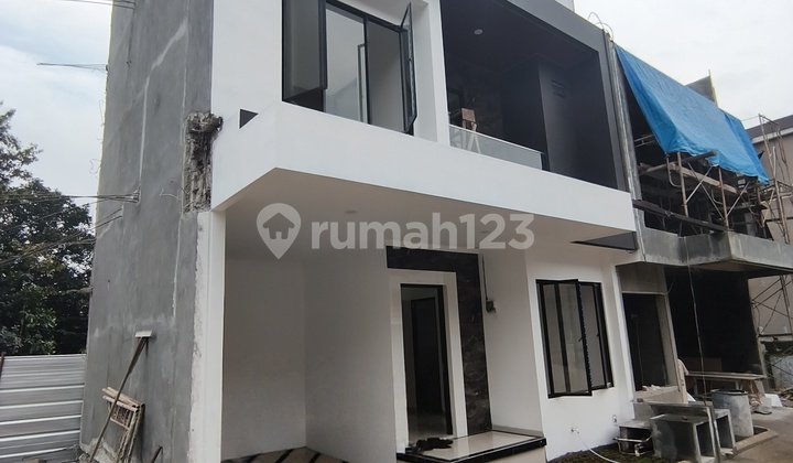 Rumah Dijual Bojong Sari 3 Lt Siap Huni Dekat Exit Tol Akses Luas