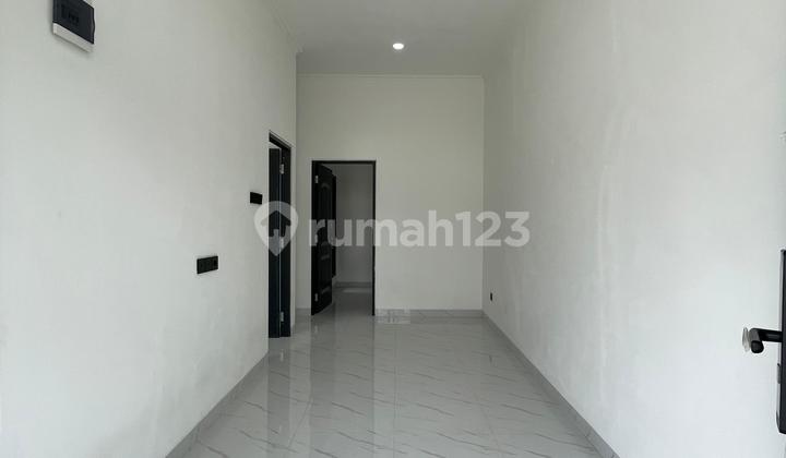 Rumah Cipayung Pondok Terong Hanya 5 Menit ke Strasiun KRL Rumah Cipayung Pondok Terong Hanya 5 Menit ke Strasiun KRL