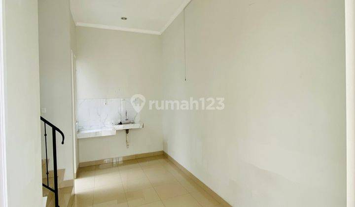 Dijual / DiSewakan Rumah Millenium City 2lantai 2