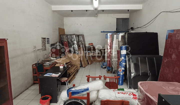 Ruko 2 Lantai Bagus Unfurnished SHM di Taman Kopo Indah, Bandung 2