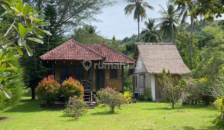 Land On The Beach In Sekotong Near Gili Asahan And Bangko Bangko Surfing Spot, There Is A Small Bungalow On The Top Of The Land  2