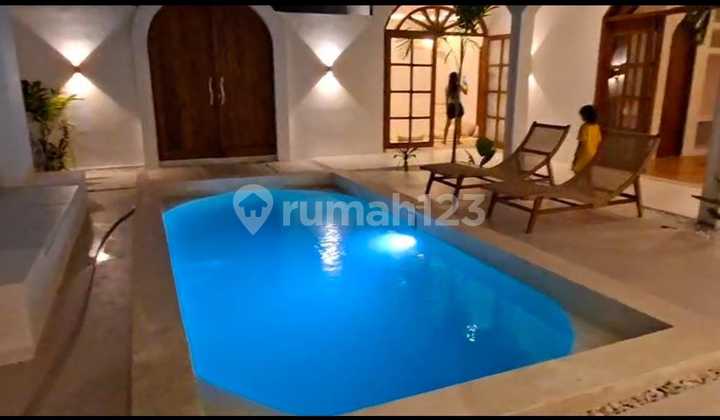 Jarak Dekat ke Pantai Lancing, Vila Costa Luna dengan ROI 14% Per Tahun Terjamin