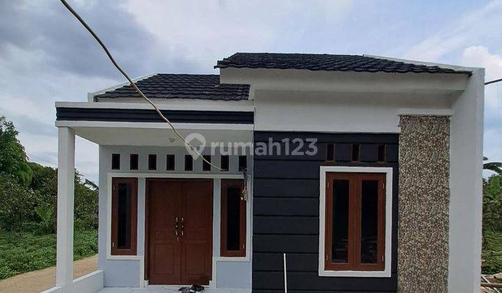 Rumah Siap Huni Design Modern Suasana Asri Dekat Jalan Utama 2