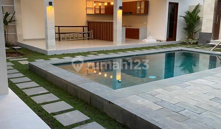 For Rent Villa Big Garden Open Living