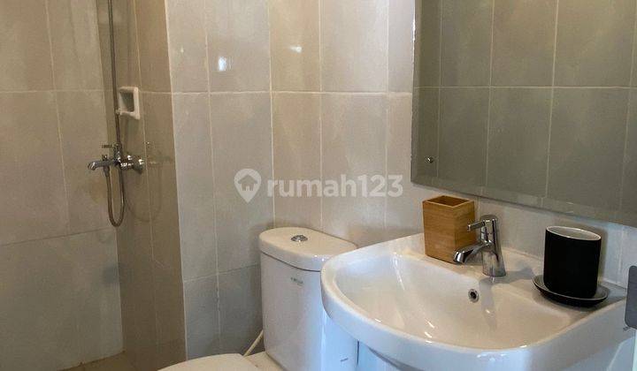 apartemen Studio full furnish dekat mall & stasiun 10